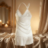 OZABI Pyjama Court Femme 2 Pièces Débardeur Col V Dentelle Bretelles Fines Réglables et Short Satiné Brillant Toucher Soie