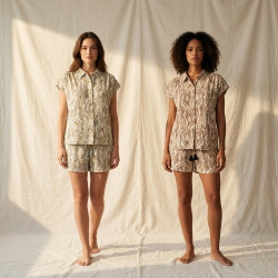 OZABI Pack 2 Pyjamas Courts Femme Viscose Imprimé Zébré, Chemise Boutonnée 6 Boutons Bois et Short 2 Poches, Cordon Perles Bois