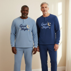 OZABI Ensemble Pyjama Homme Pack de 2, Polaire Douce et Moelleuse, Haut Col Rond 2 Boutons Broderie Good Night, Pantalon